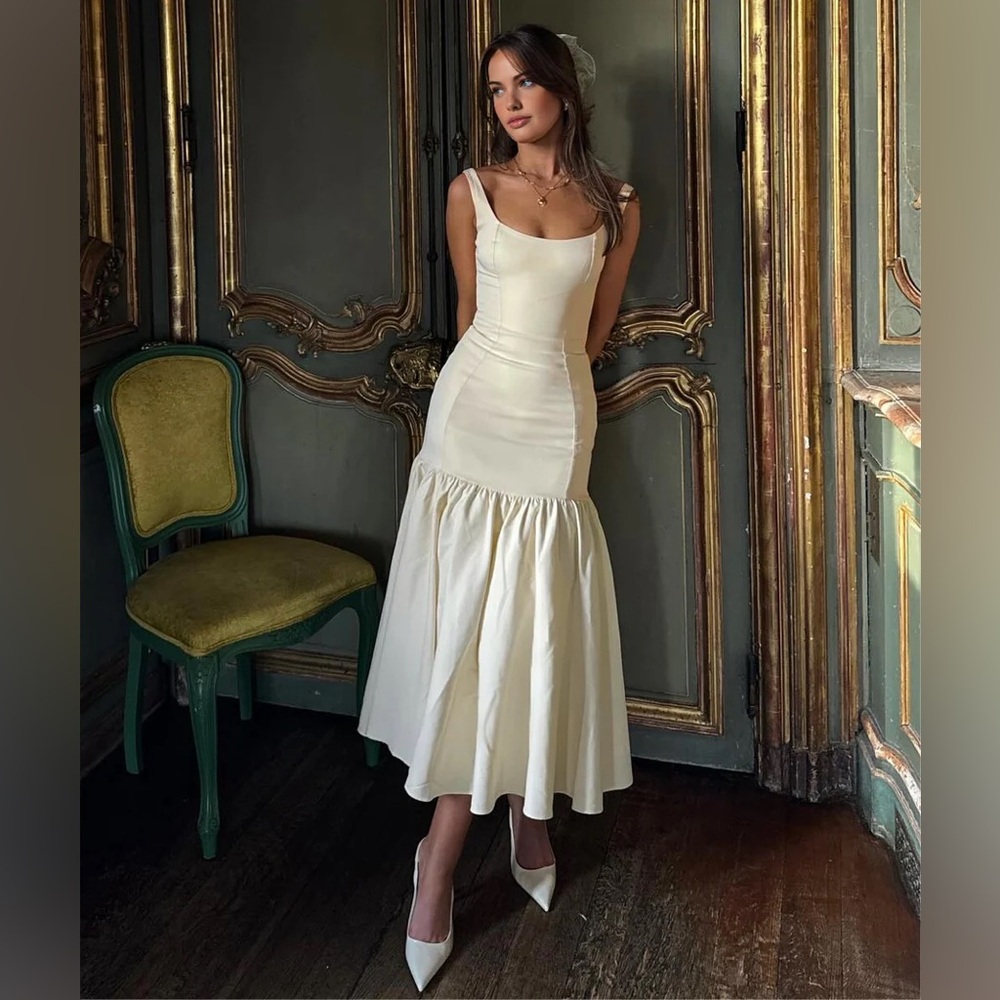 Commense Cream Sleeveless Dress